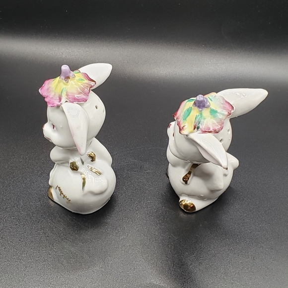 Adorable Bunny Salt and Pepper Shakers 1940's - Picture 3 of 7